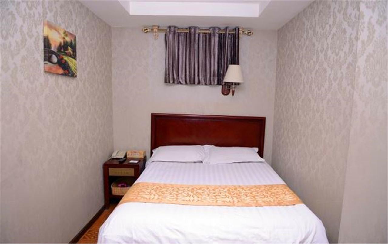 Greentree Inn Heilongjiang Harbin Zhongyang Street Business Hotel Exterior foto